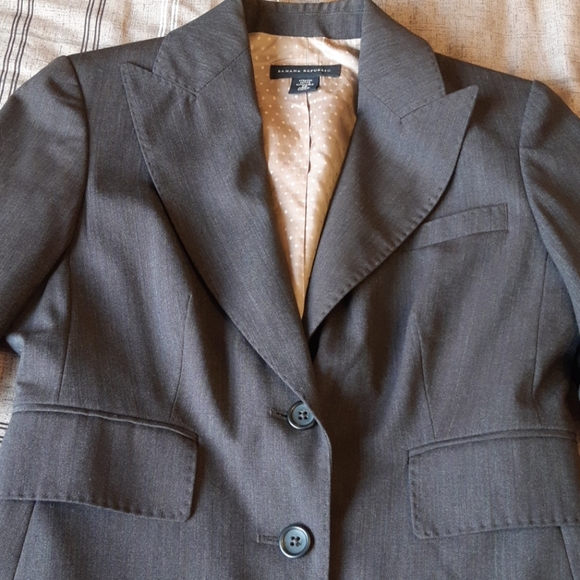 Banana Republic Jackets & Blazers - Banana Republic Petite Suit Jacket size 0